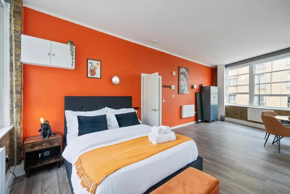 New & Spacious Studio In Old St London United Kingdom